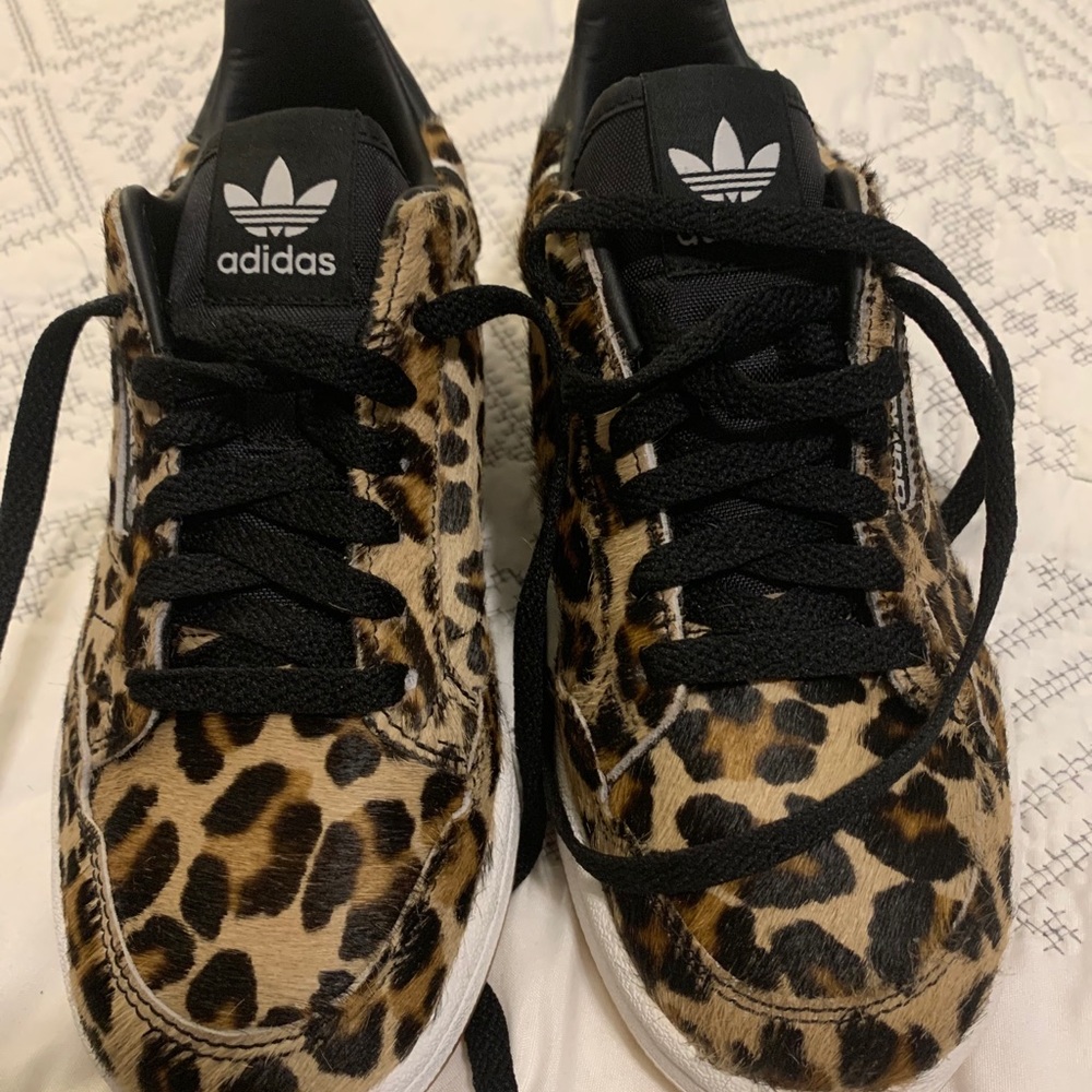 💎Adidas Continental leopard print
